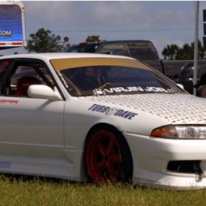 Virjin Jorj R32