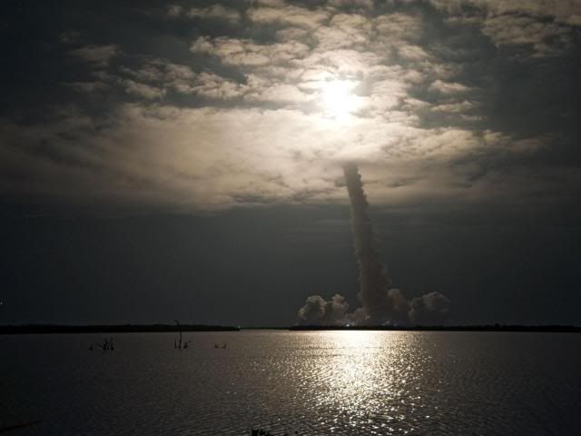 423967main_launch2-m_full.jpg