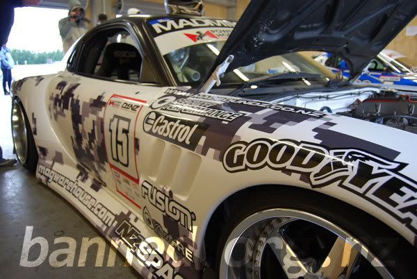 d1nz_07_round5_madmike2.jpg