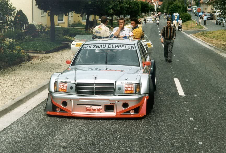 mercedes-190-silber.jpg