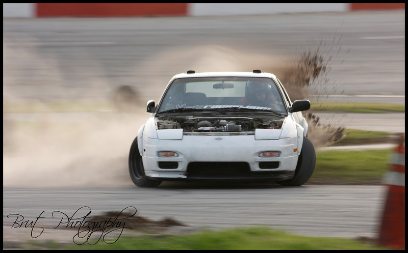 321521332_EmUTC-L.jpg