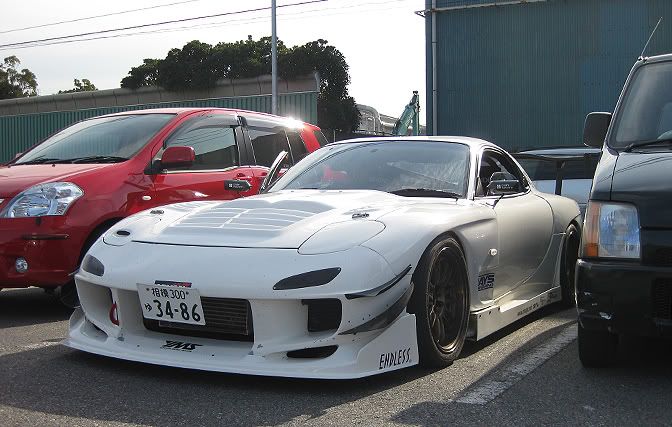 2-4_Maru7_Parking.jpg
