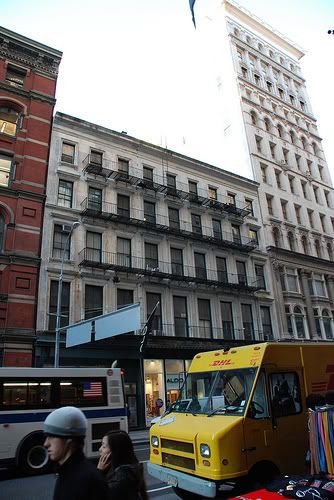 3083382579_8eb555d6ab.jpg