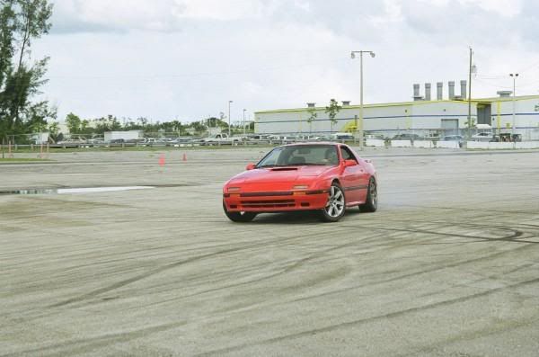 l_a7069375850f4077b2967df0488927cb.jpg