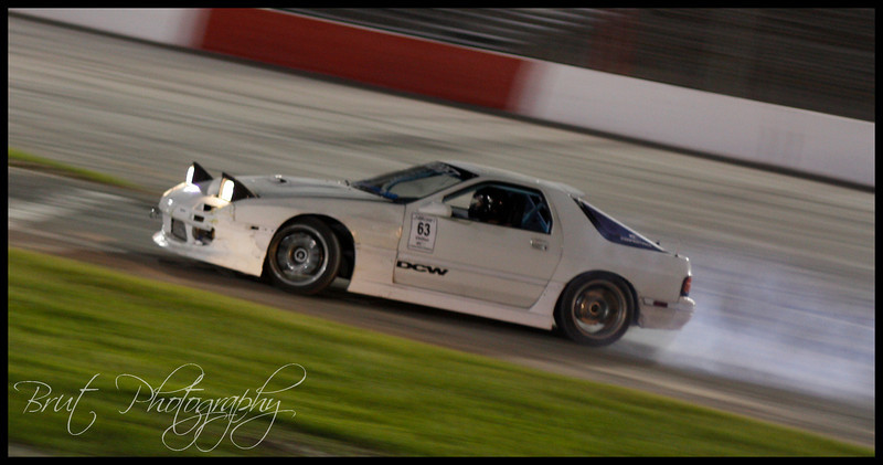 323211896_6cv4x-L.jpg